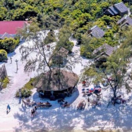 Tree Bar Hostel Koh Rong Sanloem Bagian luar foto