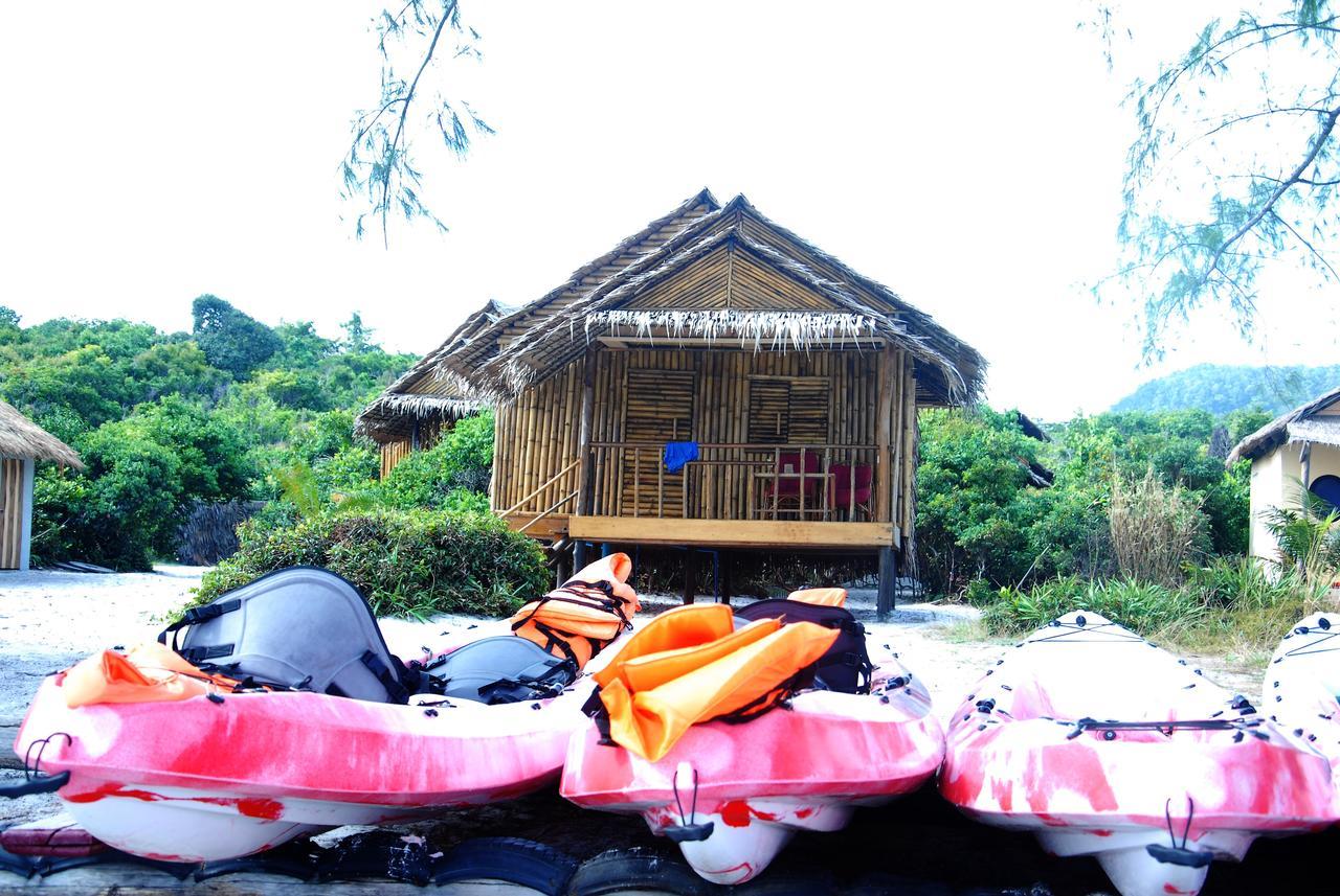 Tree Bar Hostel Koh Rong Sanloem Bagian luar foto