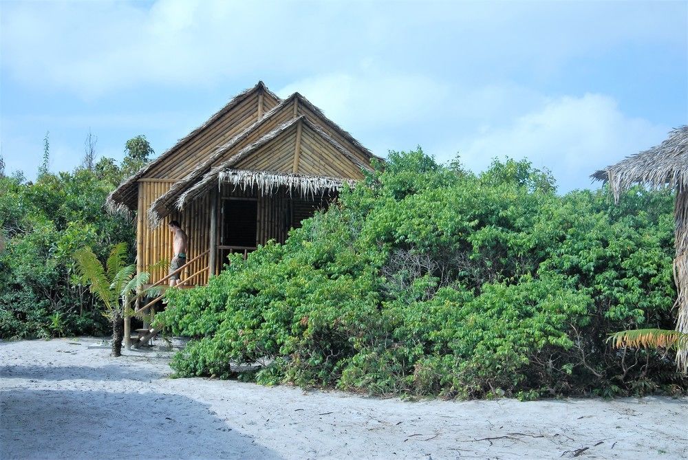 Tree Bar Hostel Koh Rong Sanloem Bagian luar foto