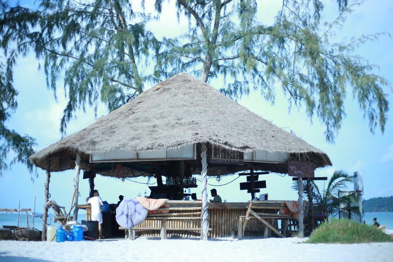 Tree Bar Hostel Koh Rong Sanloem Bagian luar foto