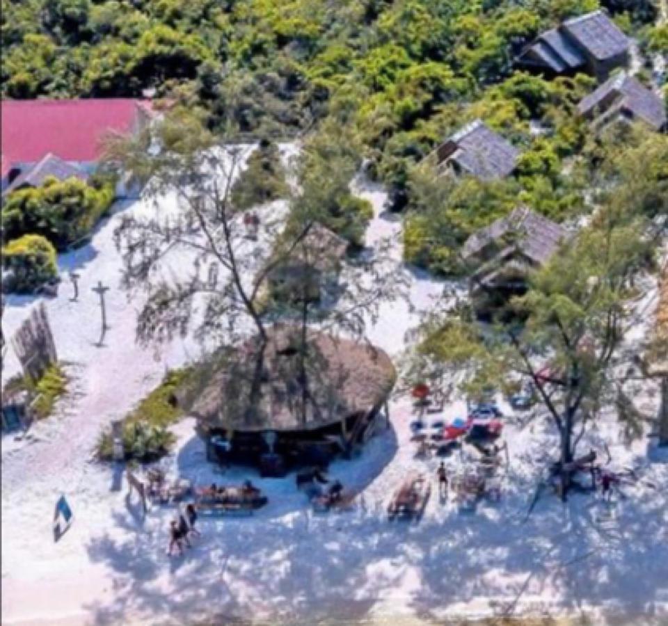 Tree Bar Hostel Koh Rong Sanloem Bagian luar foto
